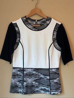 Karen Harmon Structured Color-block Top with piping Size 10